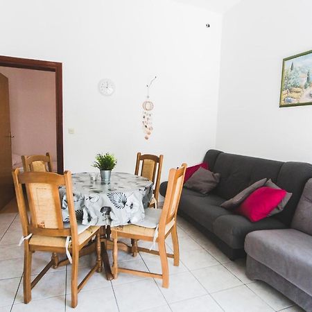Apartmani Males Rogoznica  Exterior foto
